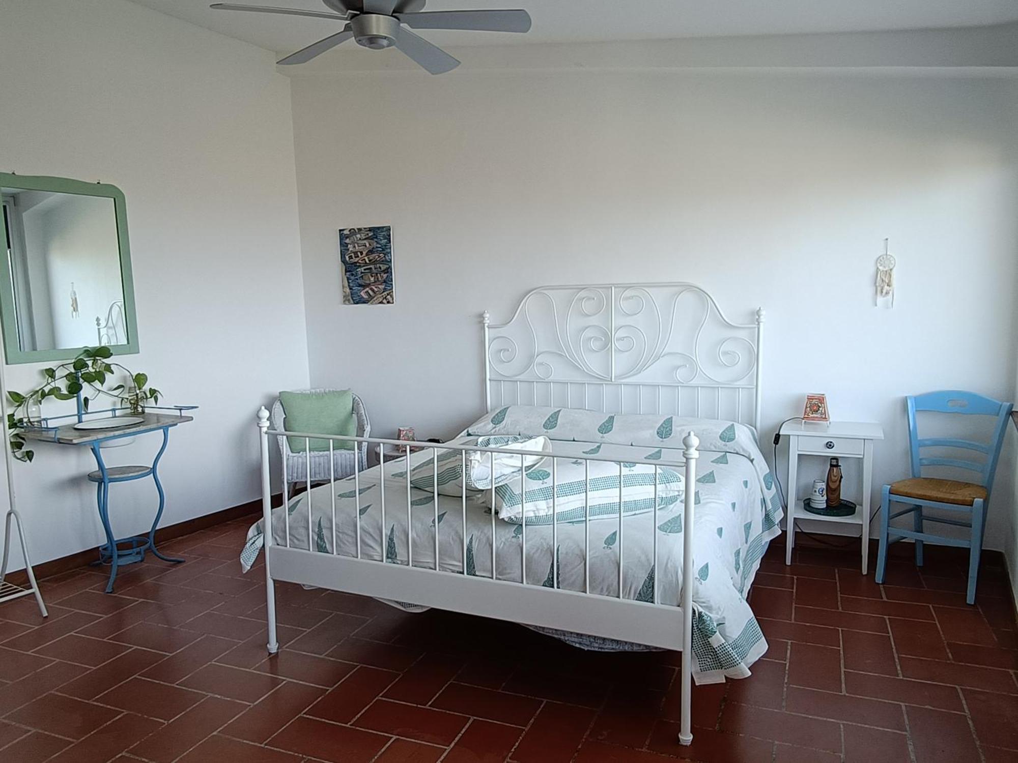 콘베르사노 Le Finestre Sul Mare B&B 객실 사진